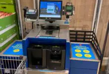 In der Lidl-Filiale in Bietigheim-Bissingen können Kunden bereits an den neuen Self-Checkouts mit Cash-Recyclern bezahlen, die der Discounter nun international einführen will. (Foto: Retail Optimiser)