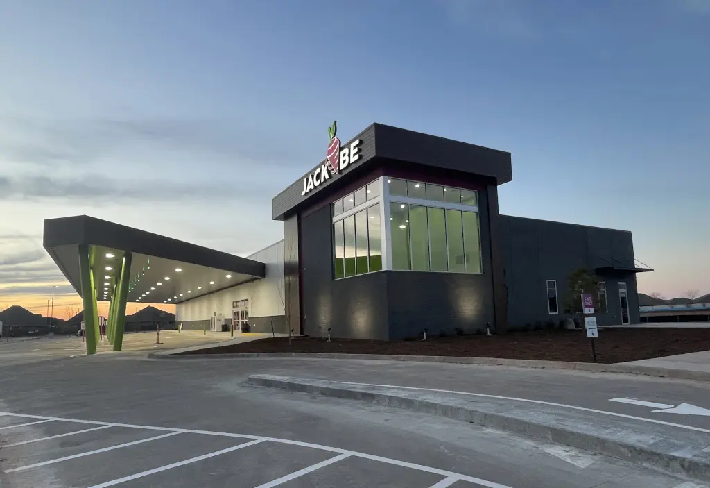 Retailer JackBe eröffnete Anfang Januar seinen ersten Drive-Up-Markt in Oklahoma. (Foto: JackBe)