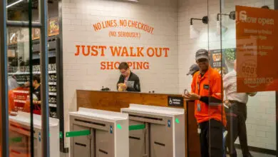 Amazon is closing all of its physical retail outlets without checkouts, such as this Amazon Go in New York. (Photo: Alamy / Richard Levine)