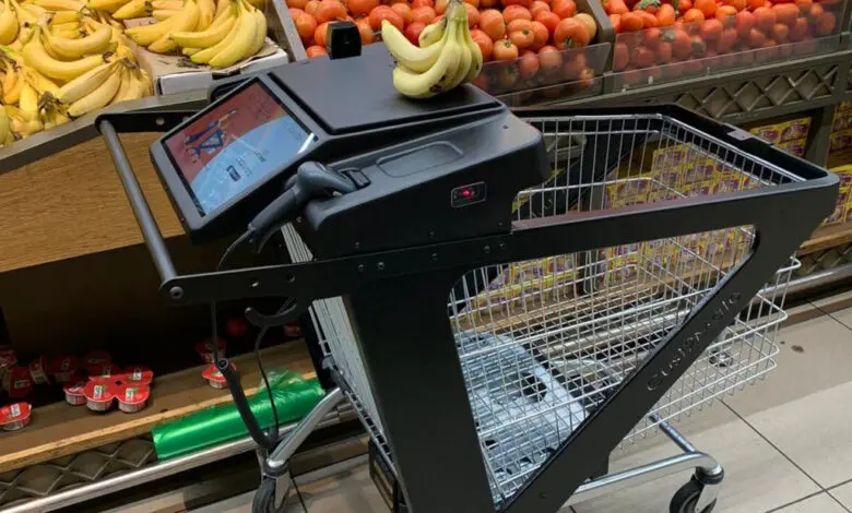 A2Z Cust2Mate reports very large orders of its smart trolleys from retailers in Israel, Southeast Asia and France. (Photo: A2Z Cust2Mate)