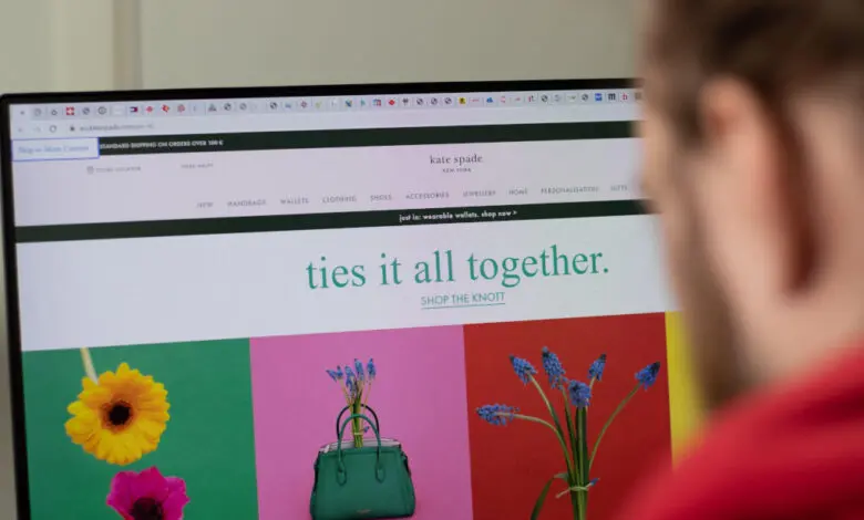 Kate Spade, the luxury handbag brand owned by US luxury fashion group Tapestry, is the first publicly named retailer to have launched Amazon’s AI shopping assistant. (Photo: Postmodern Studios / Alamy)