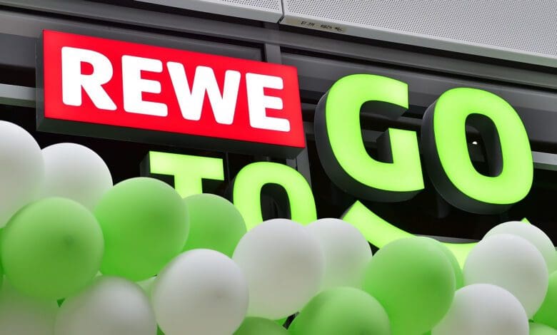 Unter der Marke Rewe To Go will Lekkerland unbemannte Verkaufsboxen mit drei komplett unterschiedlichen Technologien testen. (Foto: Rewe Group)