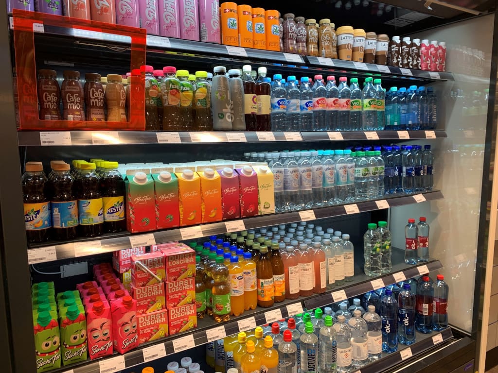 Shoppers can buy chilled drinks around the clock in the ServiceStore. (Photo: Retail Optimiser)