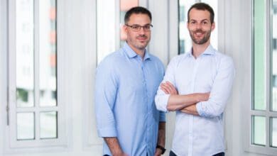Haben Transparenz mit Salesforce und der CAS AG geschaffen: Die Simple System Geschäftsführer Sebastian Wiese (li.) und Michael Petri. (Foto: Simple System)