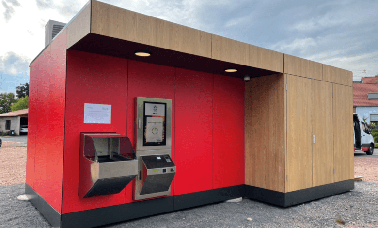 Autonomer Verkaufsautomat von Friedas24 mit Technik von VPS Roberta am Standort Tholey-Theley. (Foto: Kirschenhofer Maschinen Gmbh)