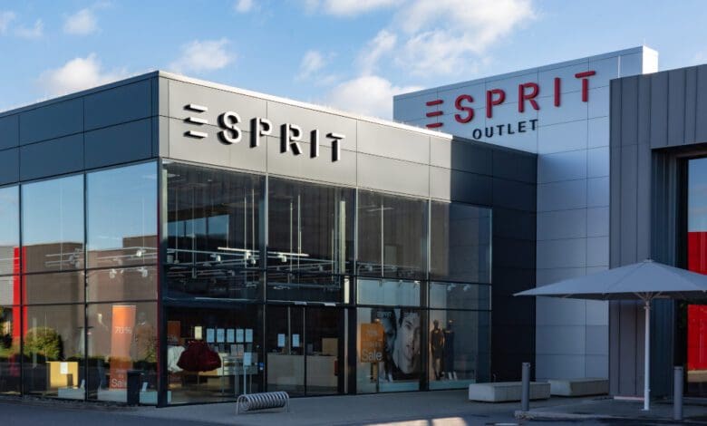 With CAS AG, Esprit has deployed a smart store solution based on SAP's Fiori Apps. (Photo: jokuephotography via iStock)