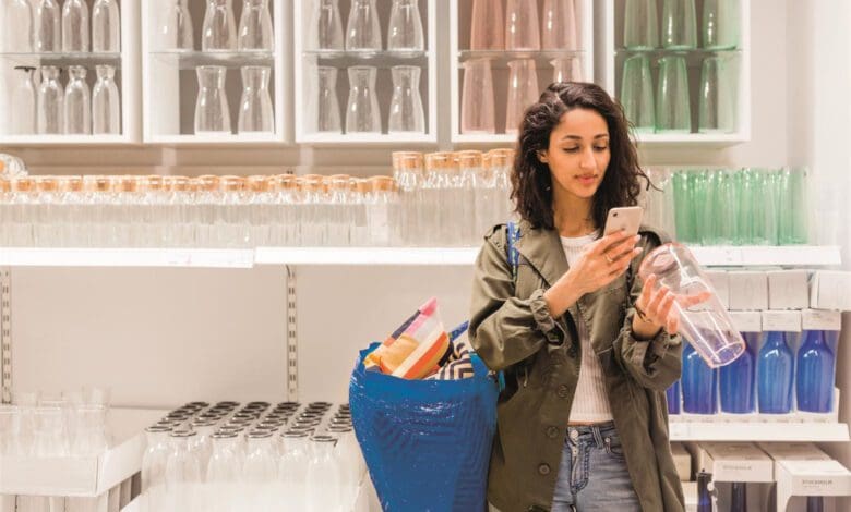 According to a recent RBR study, the number of stores with mobile self-scanning solutions has increased significantly in 2022. (Photo: Ikea)