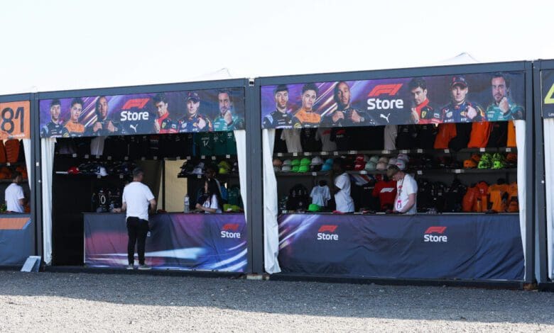 Formula 1 pop-up stores like this one at the British Silverstone Circuit in July 2023 are operated by Puma subsidiary Stichd with the Retail7 cash register. (Photo: Imago / PanoramiC)