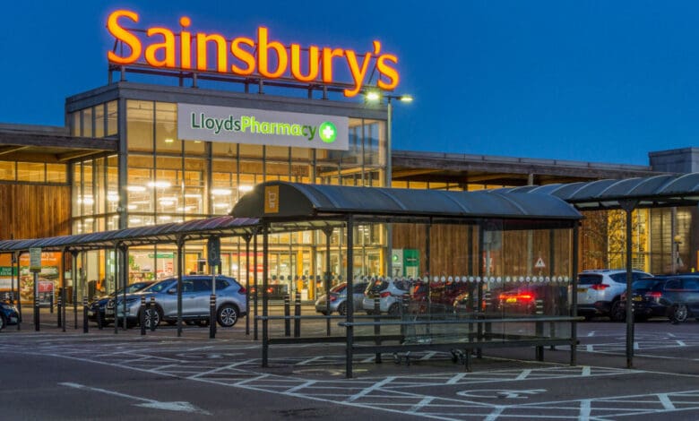 Sainsbury's is replacing its Oracle merchandise management system with SAP Retail in the cloud after 22 years. (Photo: Alamy / Urban Images)