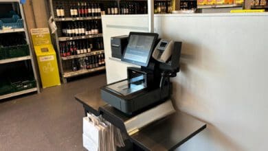 Seine neuen Self-Checkouts kauft Colruyt Group bei Toshiba. Entwickelt und produziert werden sie von der niederländischen Pan Oston. (Foto: Colryut Group)