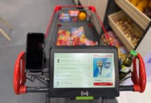 Auf der EuroCIS stellt Shopreme diese Woche erstmals die neue Lösung Snap Cart vor. Als erstes Handelsunternehmen wird Famila Nordost die intelligenten Einkaufswagen in den kommenden Wochen ausrollen. (Bild: Shopreme)