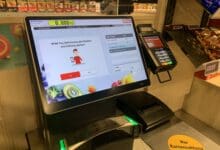 Rewe integrates a direct debit-based payment function directly into its own app to seamlessly link mobile payment with the Rewe Bonus loyalty programme. (Photo: Retail Optimiser)