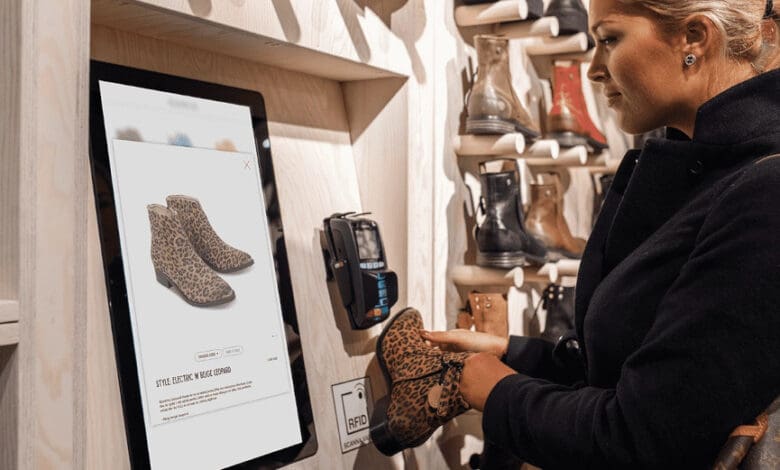 Zebra plant die Übernahme des führenden Anbieters von Kiosksystemen Elo für 1,3 Milliarden US-Dollar, um der wachsenden Nachfrage nach Touchpoints im Einzelhandel gerecht zu werden und die Expansion von Zebra im Bereich Selbstbedienungskassen zu beschleunigen. (Foto: Elo)