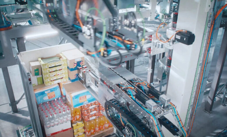 Die Hochgeschwindigkeits-Palettierer von TGW Logistics können laut Angaben des österreichischen Spezialisten für Lagerautomatisierung mehr als 700 Einheiten pro Stunde packen. (Foto: TGW Logistics).