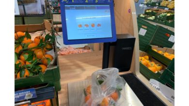Die KI-gestützte Waage von Mettler Toledo erkennt Mandarinen sogar in der Plastiktüte und schlägt dem Kunden eine kleine Auswahl von möglicherweise passenden Zitrusfrüchten vor. (Foto: Retail Optimiser)