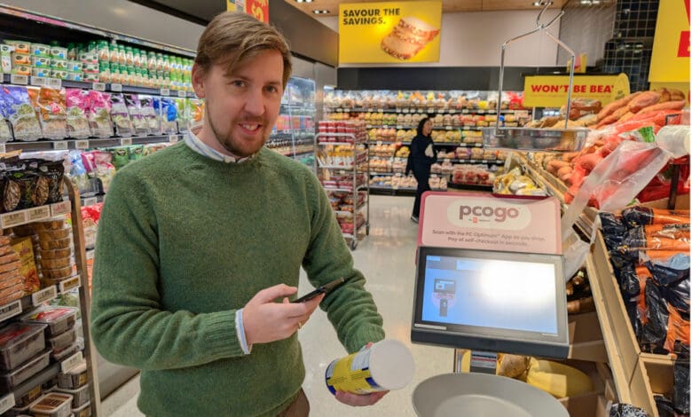 Shopreme CEO Florian Burgstaller tests his company's Scan & Pay tool at Canadian discounter No Frills. (Photo: Shopreme)