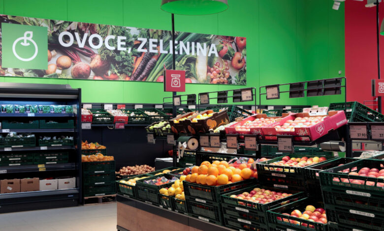 In Slovakia, Czechia and Croatia, Kaufland's auditors used an app that they developed themselves with Google's AI tools. (Photo: Kaufland Czechia)