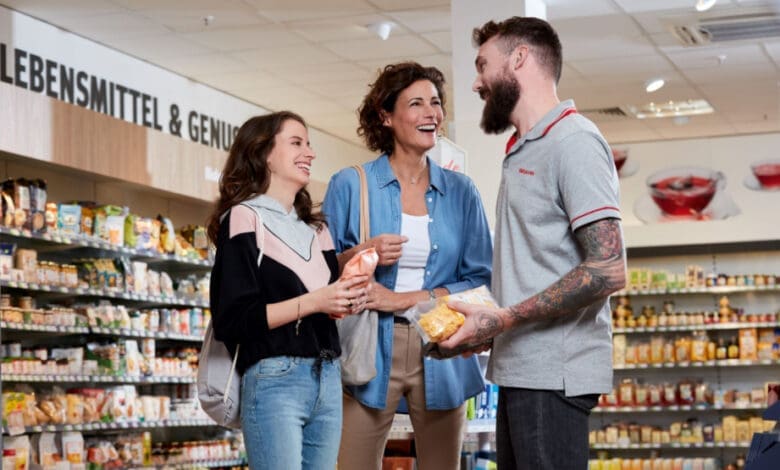 More efficient service for the stores will give employees more time for customers. (Photo: Rossmann)