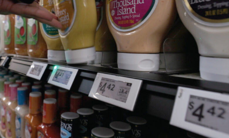 Using Vusion’s Edgesense technology, Walmart helps its customers find products on the shelves. (Photo: Walmart)