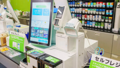Japanese convenience store operator Family Mart has begun rolling out new hybrid POS systems across its approximately 16,500 stores in Japan. (Photo: Mynavi)