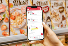 Mithilfe der digitalen Einkaufsliste können Kunden von Spar Österreich ihre Einkäufe planen, Listen gemeinsam mit anderen bearbeiten und aktuelle Aktionen sowie Verfügbarkeiten einsehen. (Foto: Spar Österreich / Yenney Photography)